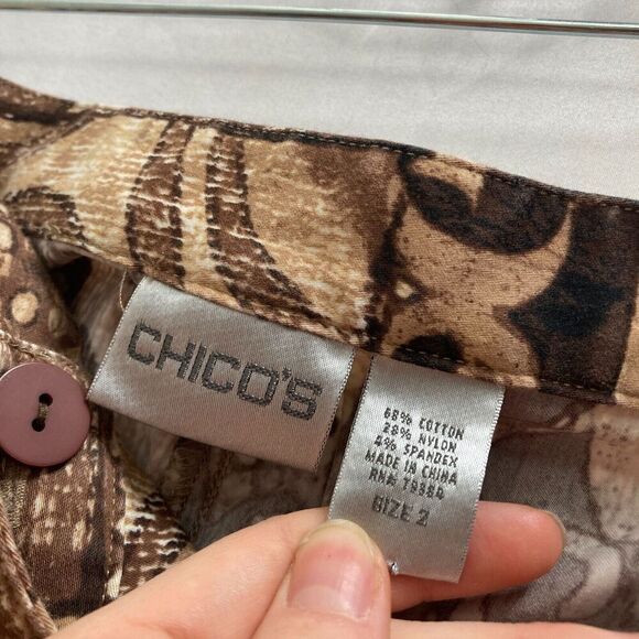 Chicos Women's Dark‎ Floral Boho Capri Pants Size 2 Beachy Lounging Vacation - Picture 9 of 12